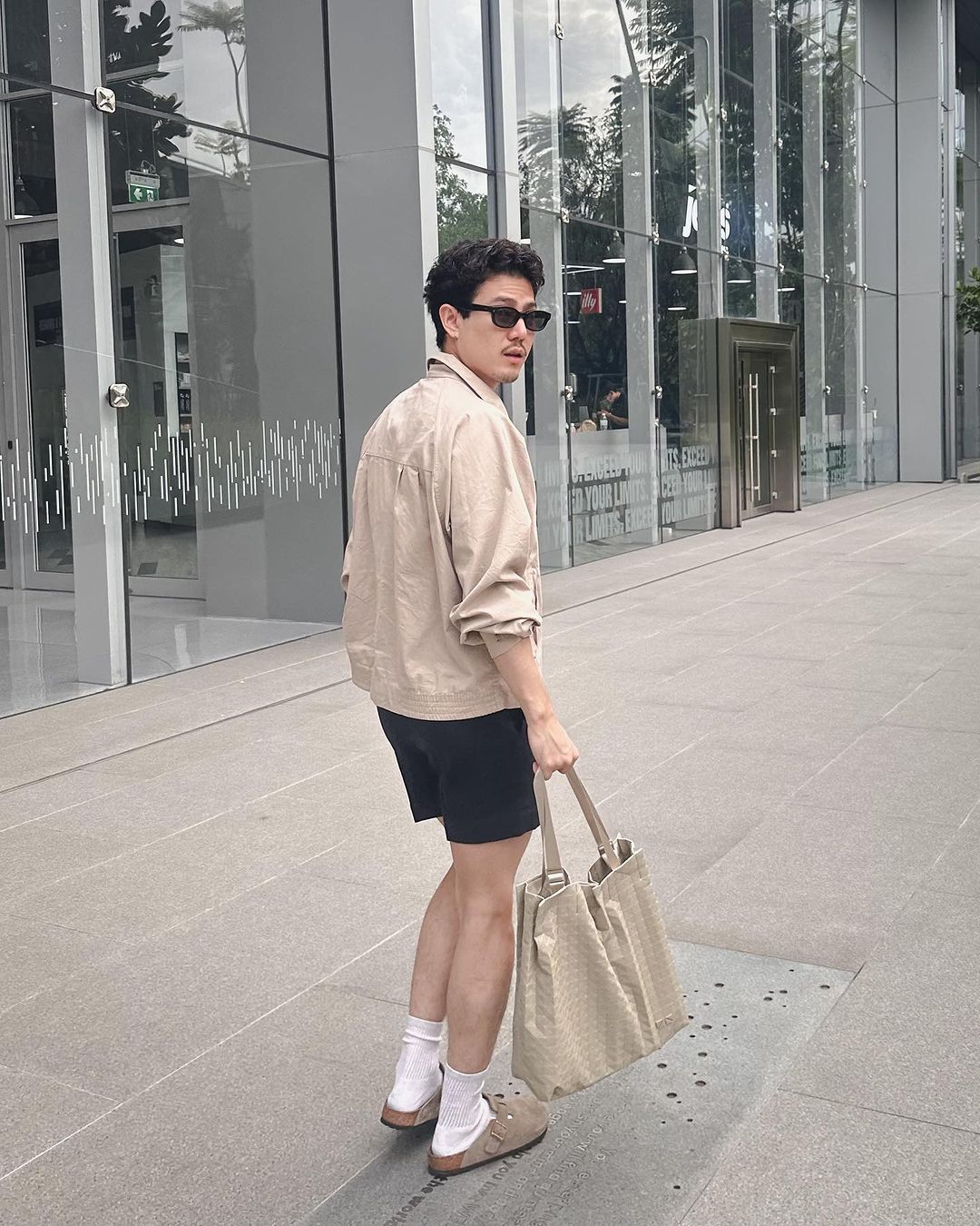 เพชร - เผ่าเพชร เจริญสุข