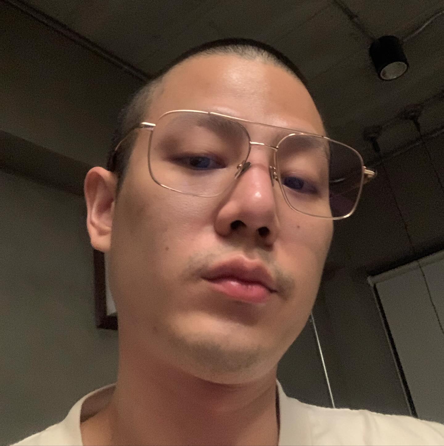 เพชร - เผ่าเพชร เจริญสุข