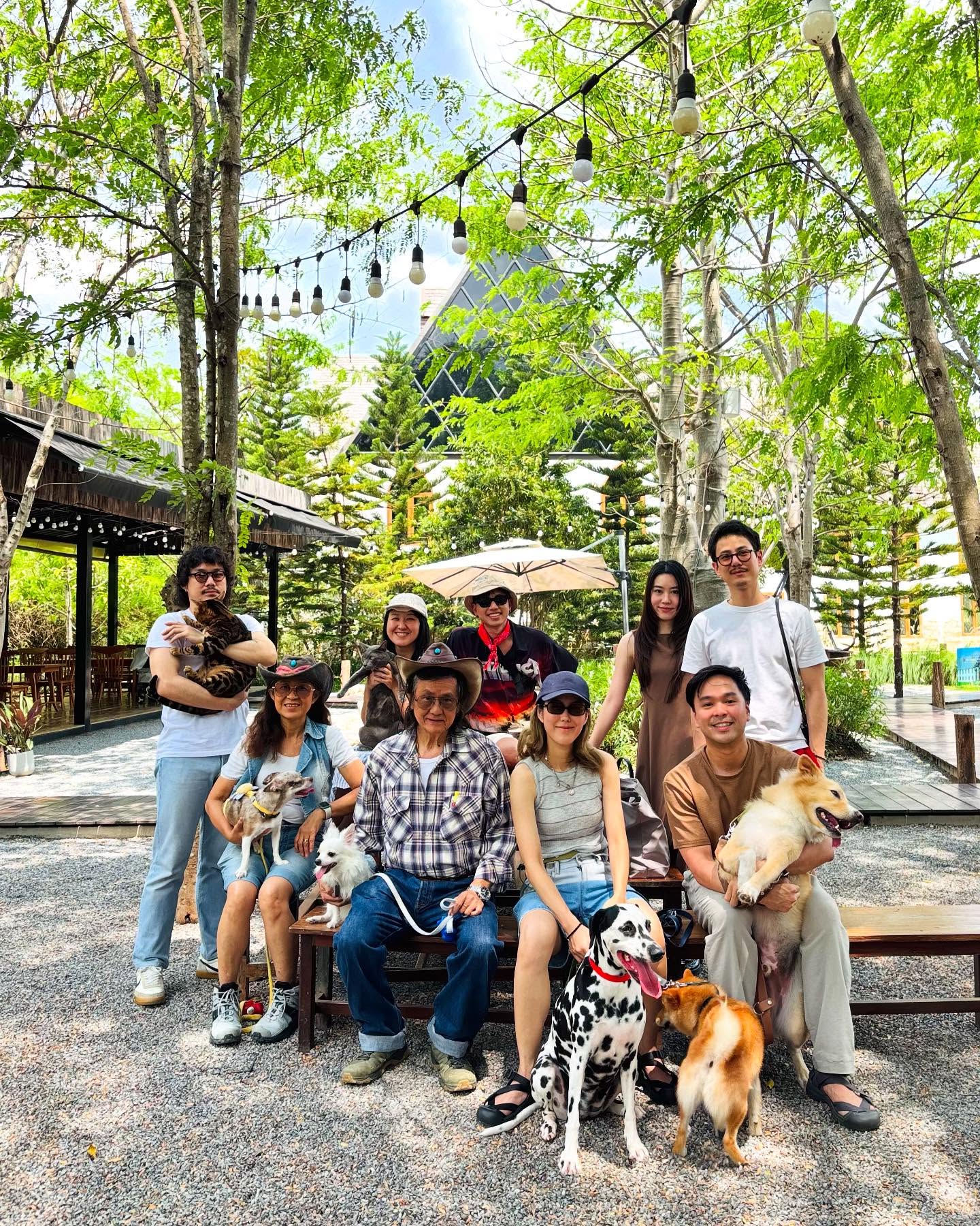 เพชร - เผ่าเพชร เจริญสุข