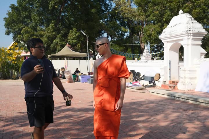 เพชร - เผ่าเพชร เจริญสุข