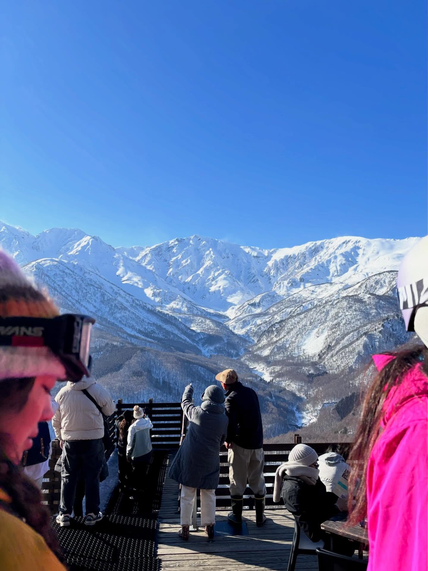 เพชร - เผ่าเพชร เจริญสุข