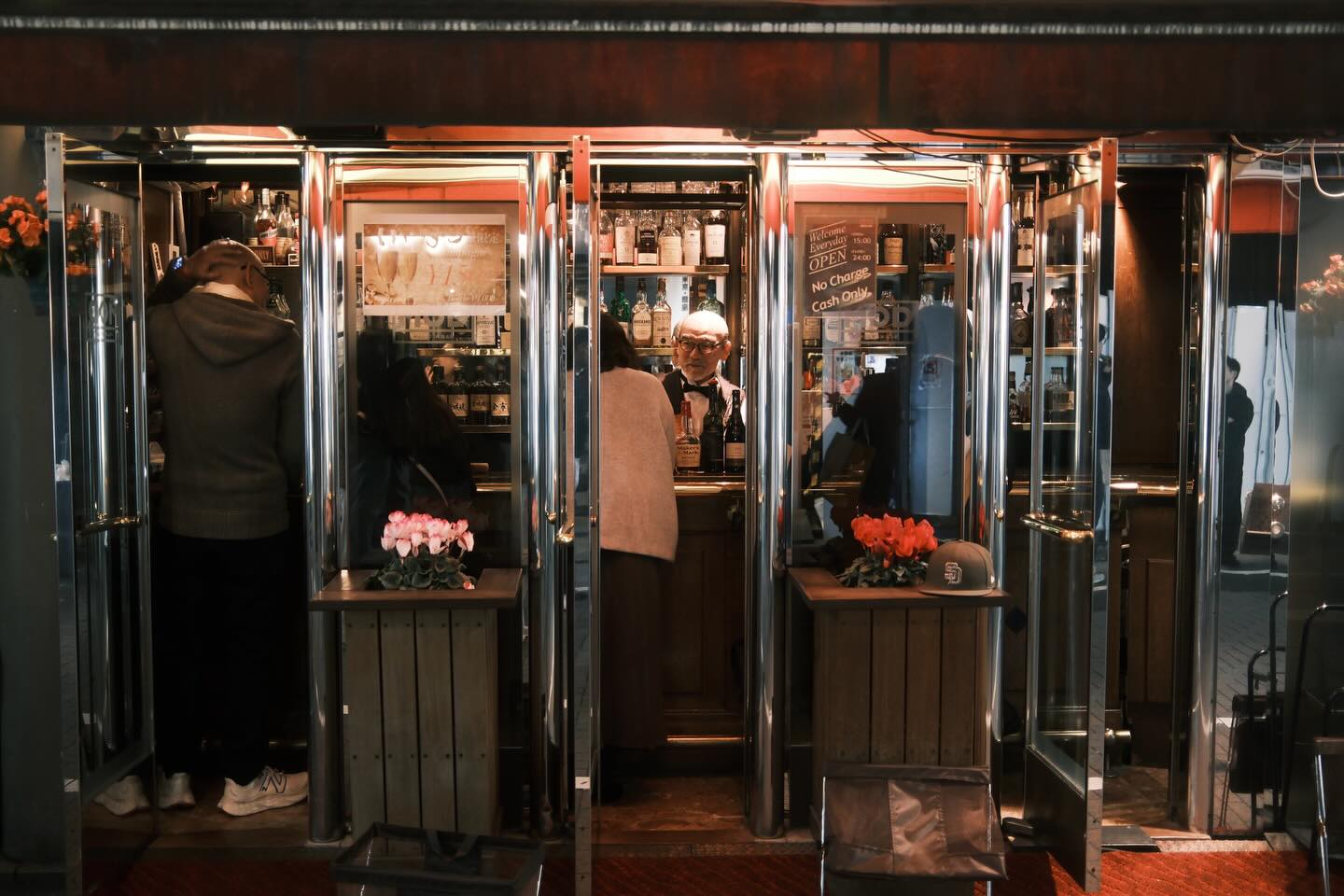 เพชร - เผ่าเพชร เจริญสุข