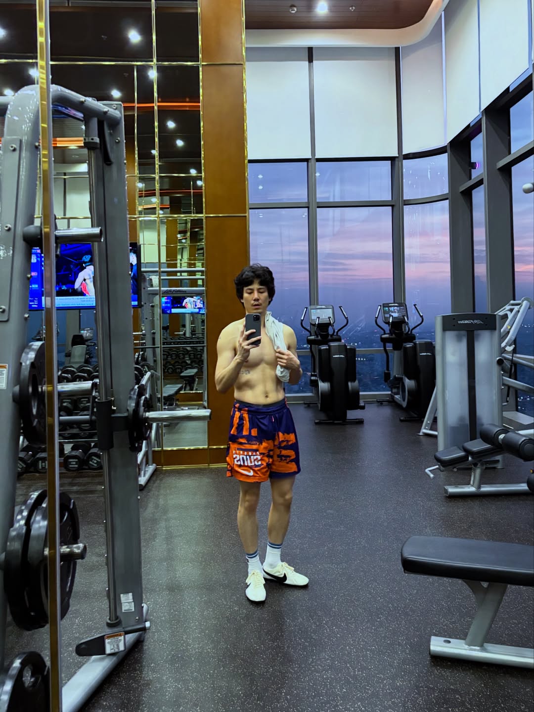 เพชร - เผ่าเพชร เจริญสุข