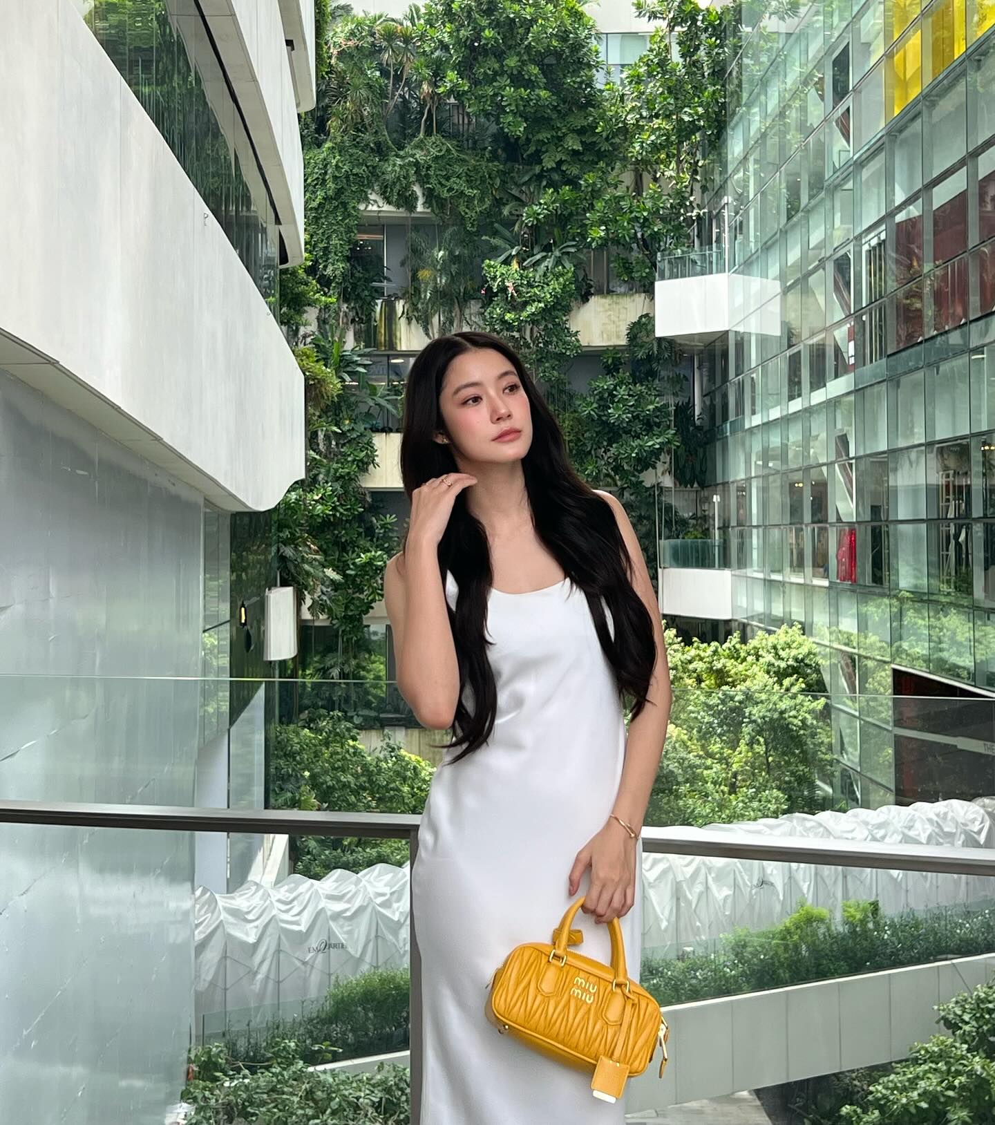 น้ำตาล - ทิพนารี วีรวัฒโนดม
