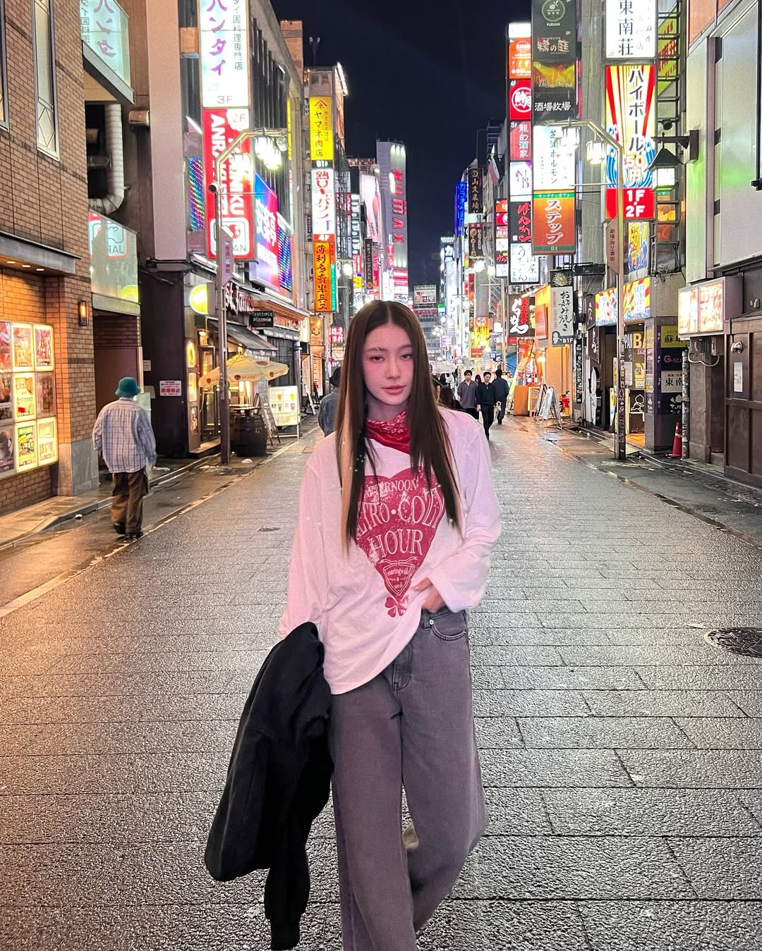 น้ำตาล - ทิพนารี วีรวัฒโนดม