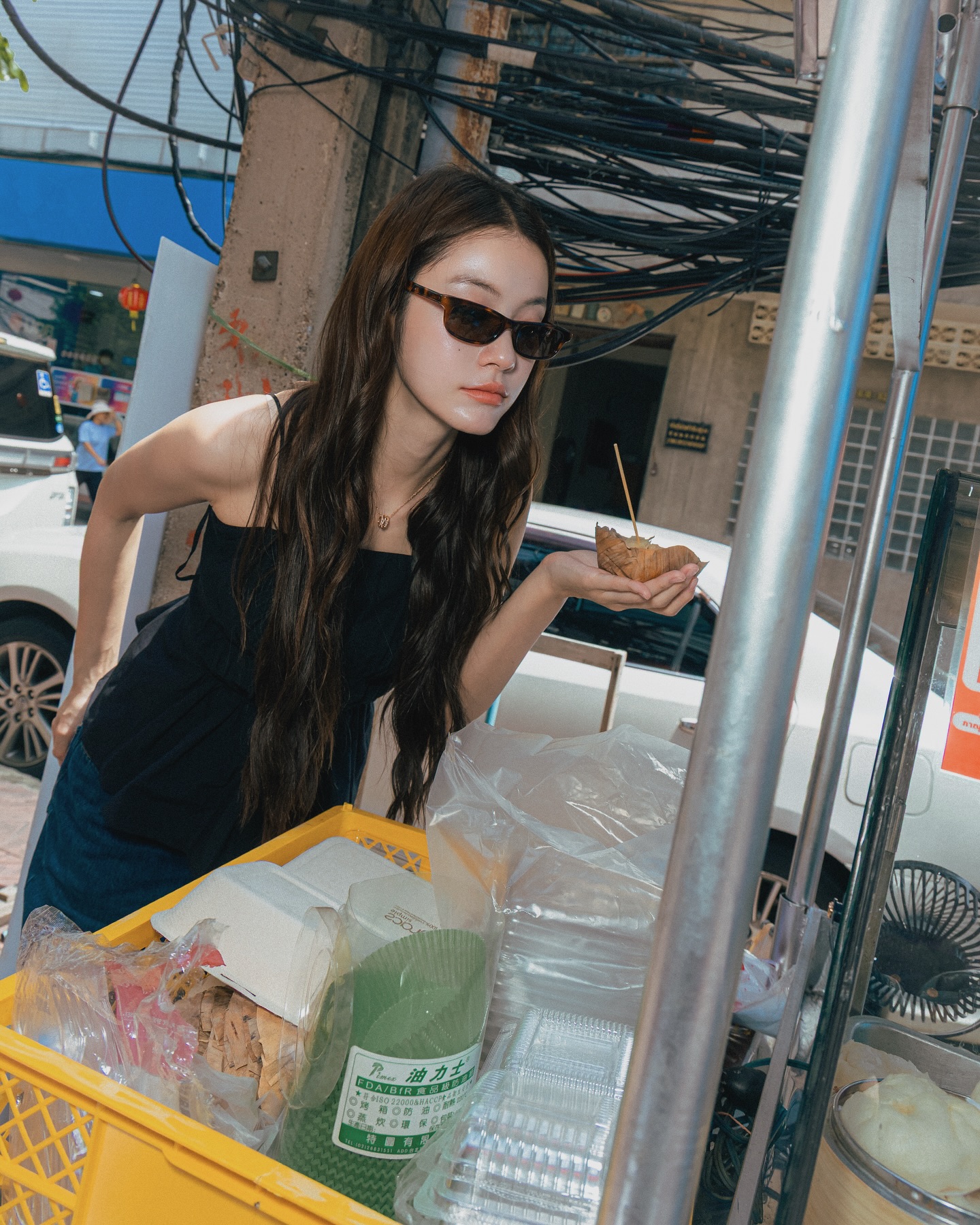 น้ำตาล - ทิพนารี วีรวัฒโนดม