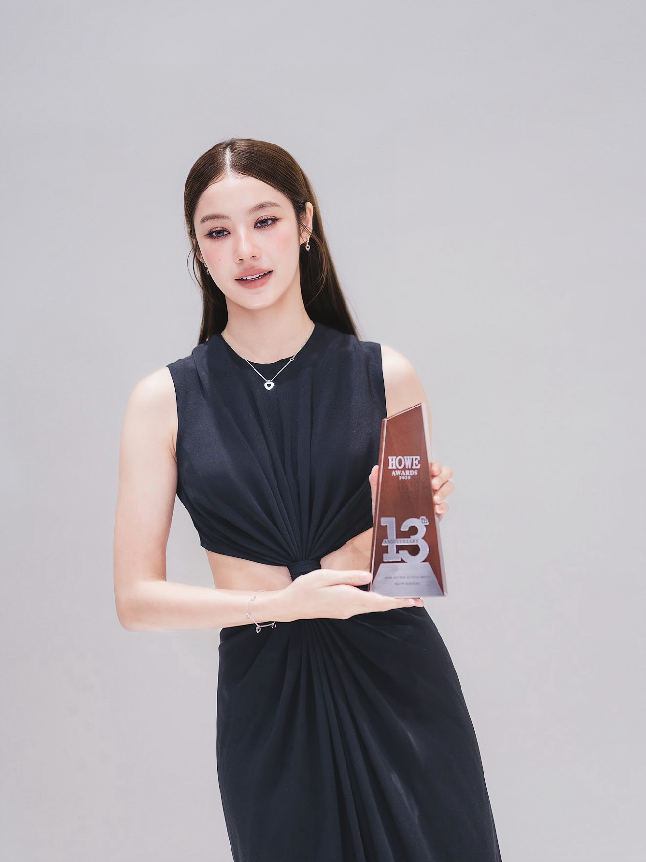 น้ำตาล - ทิพนารี วีรวัฒโนดม