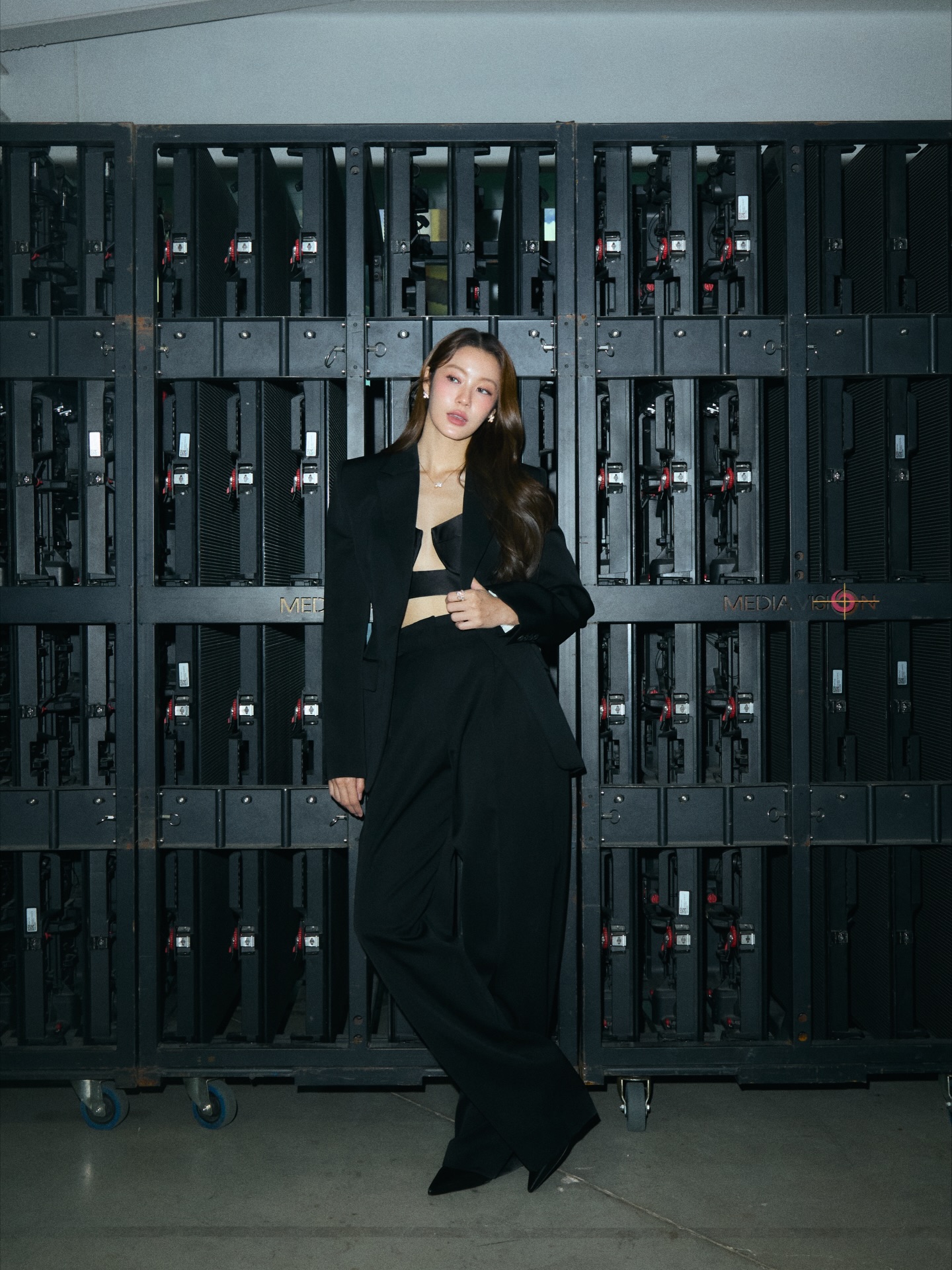 น้ำตาล - ทิพนารี วีรวัฒโนดม