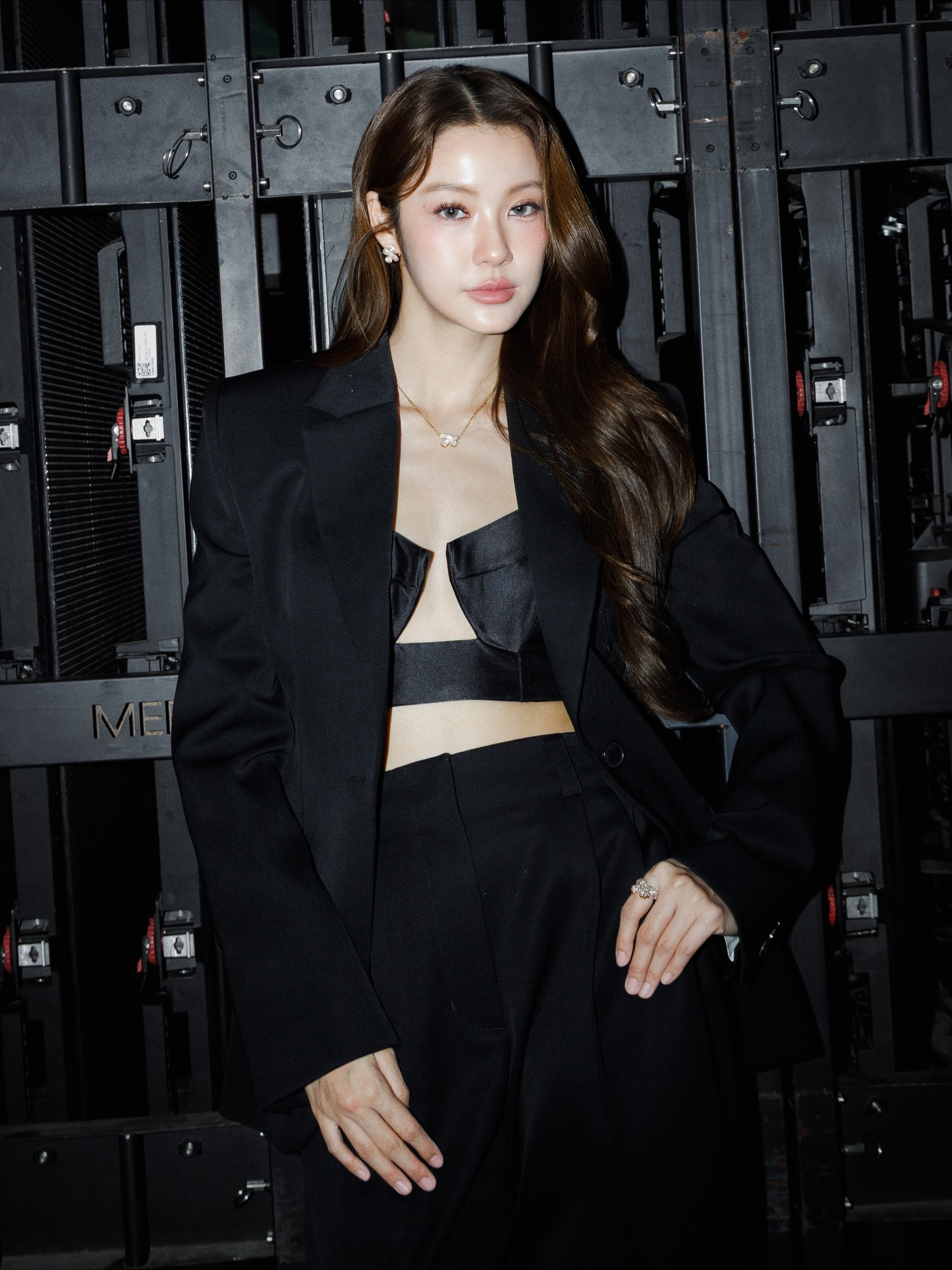 น้ำตาล - ทิพนารี วีรวัฒโนดม