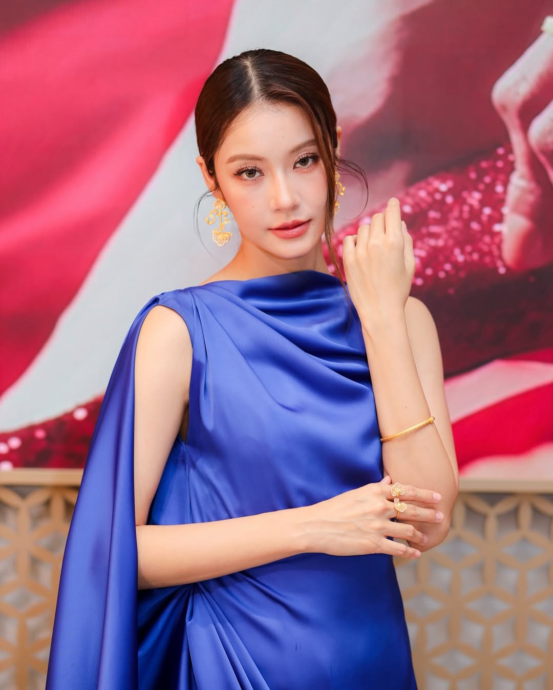 น้ำตาล - ทิพนารี วีรวัฒโนดม