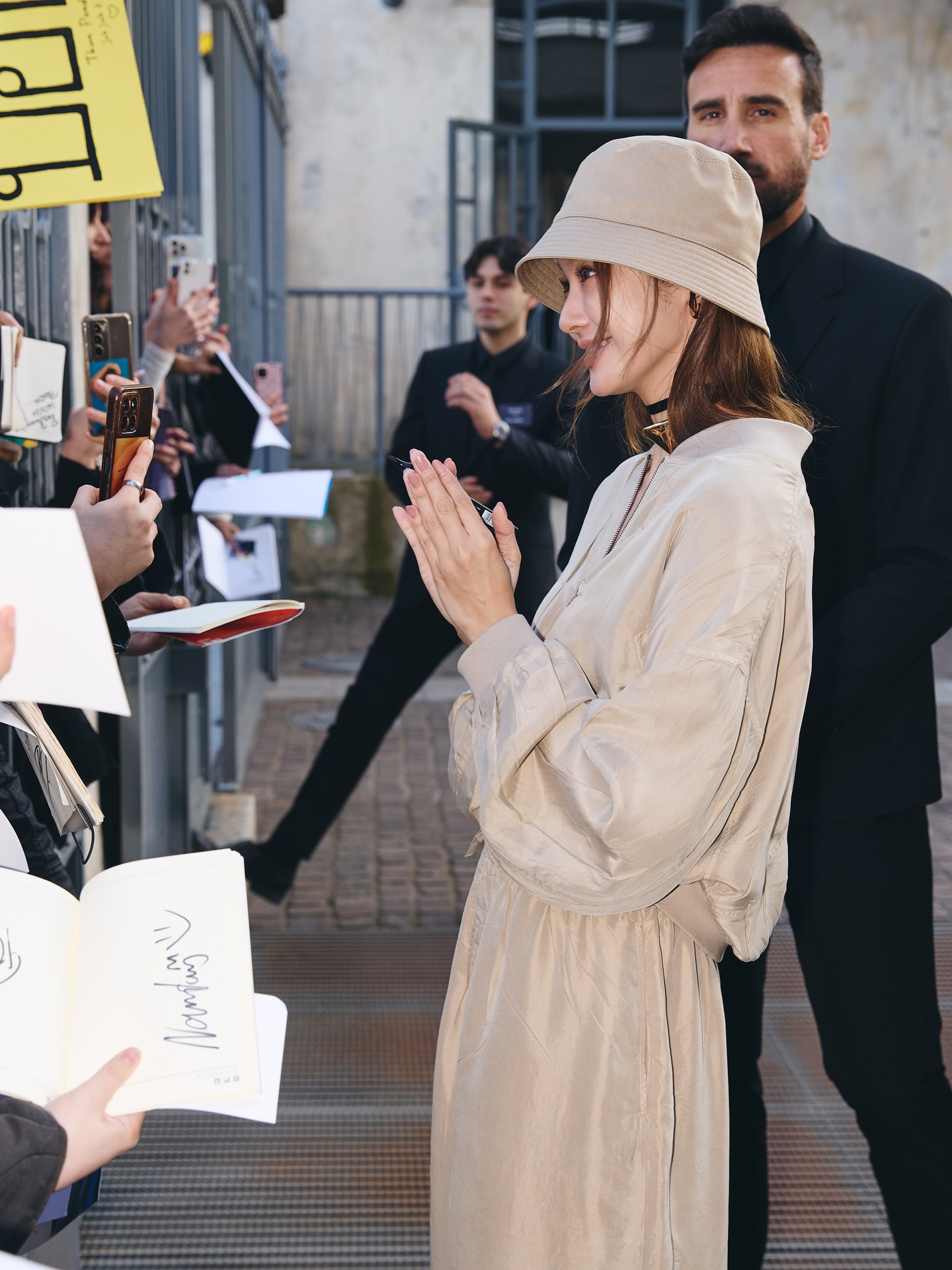 น้ำตาล - ทิพนารี วีรวัฒโนดม