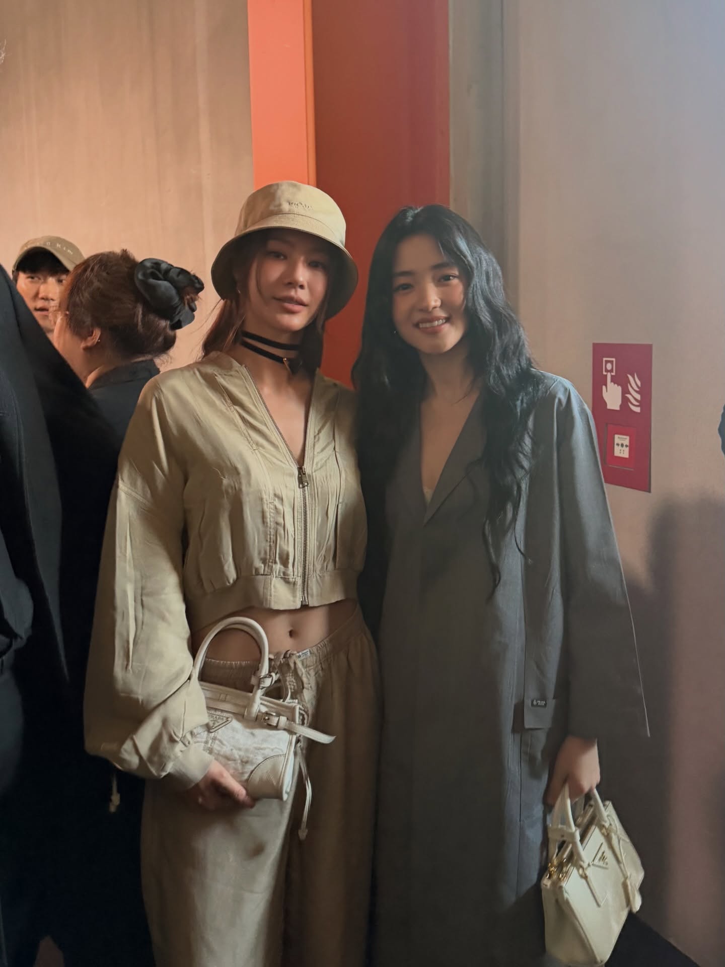 น้ำตาล - ทิพนารี วีรวัฒโนดม