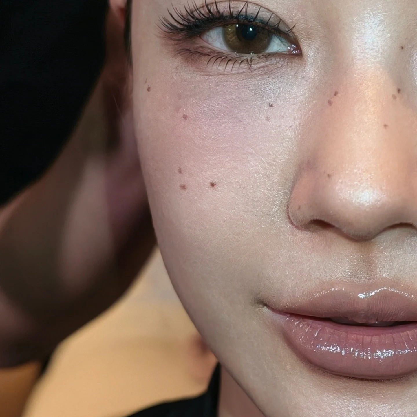 น้ำตาล - ทิพนารี วีรวัฒโนดม