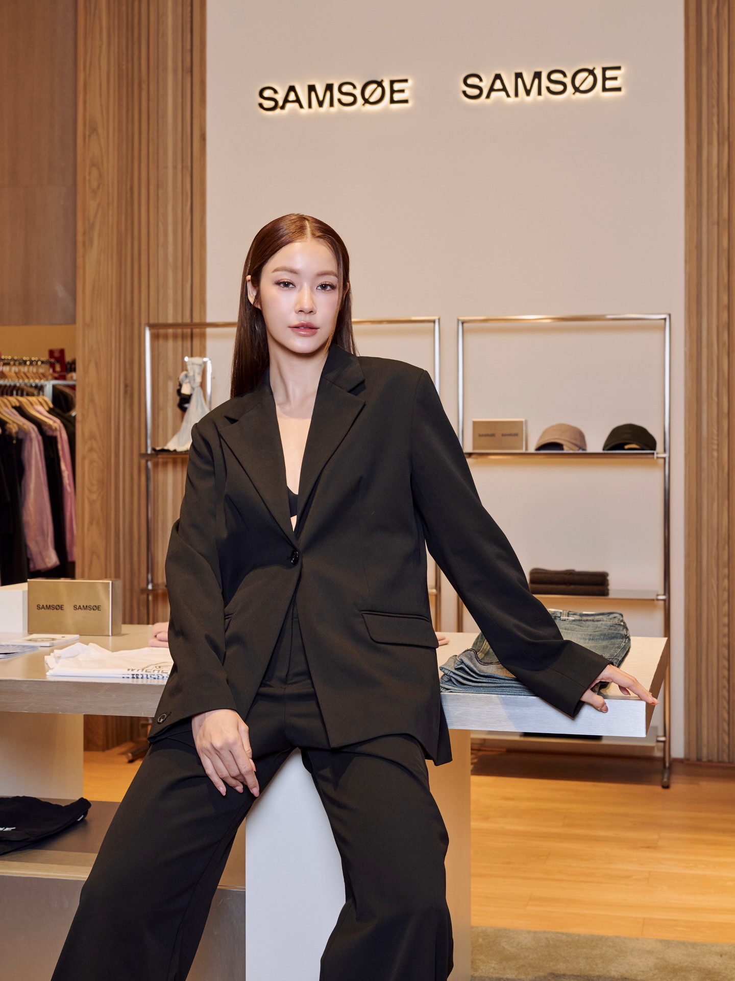 น้ำตาล - ทิพนารี วีรวัฒโนดม