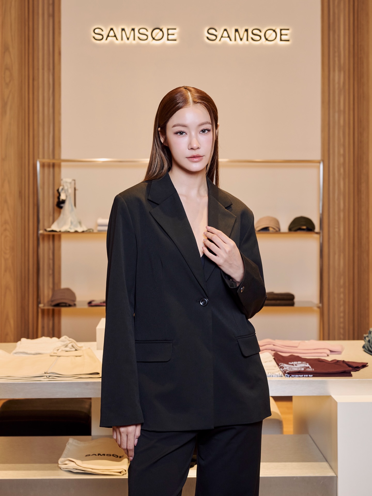 น้ำตาล - ทิพนารี วีรวัฒโนดม