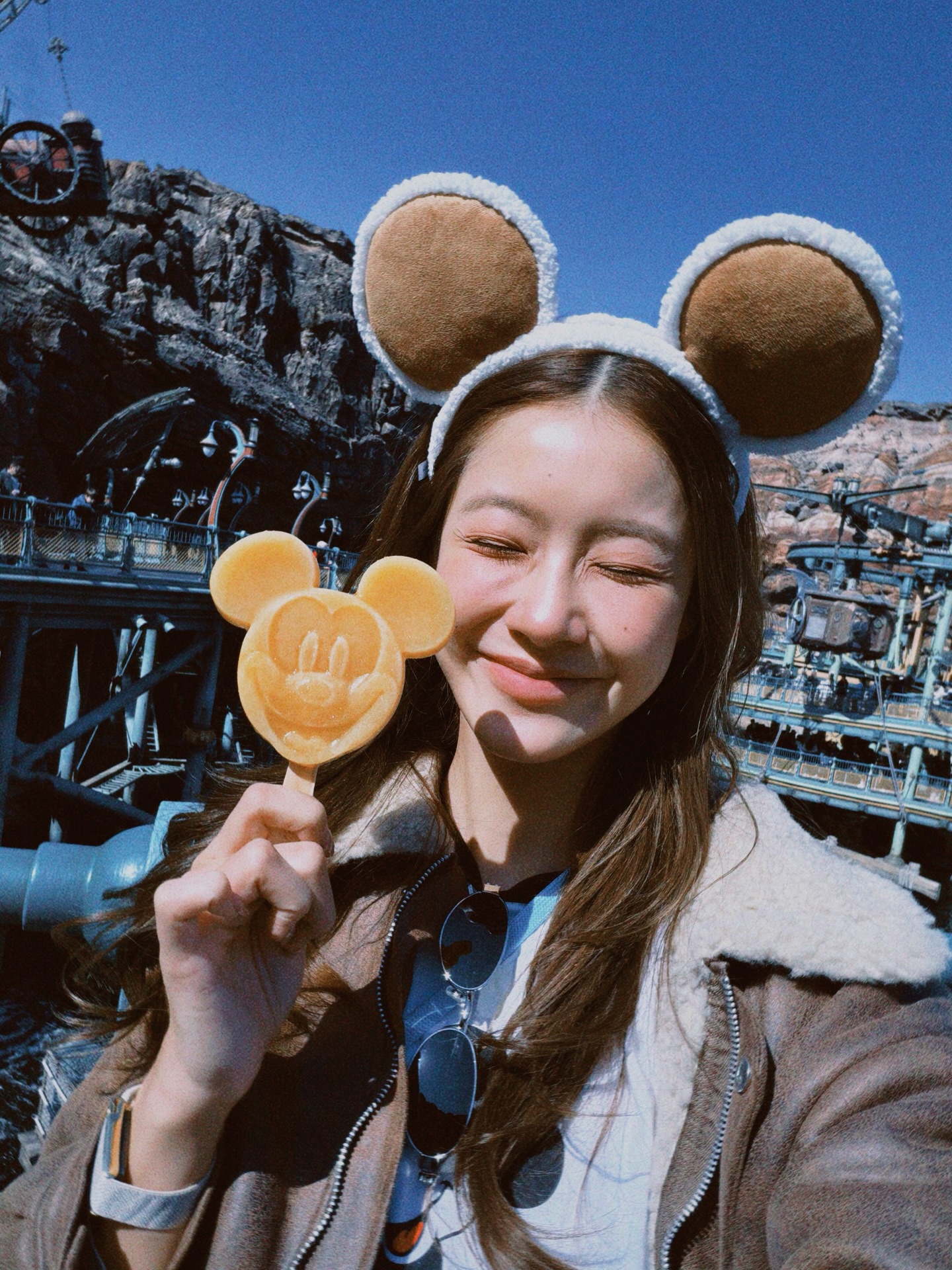 น้ำตาล - ทิพนารี วีรวัฒโนดม