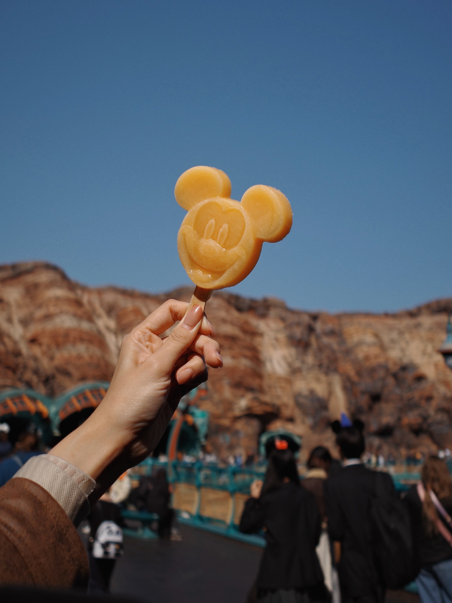 น้ำตาล - ทิพนารี วีรวัฒโนดม