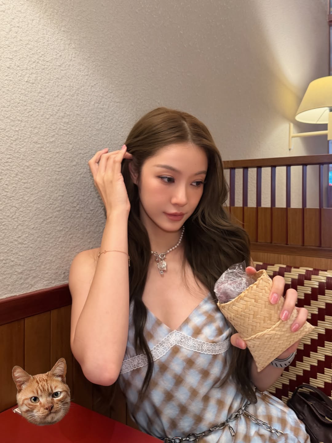 น้ำตาล - ทิพนารี วีรวัฒโนดม