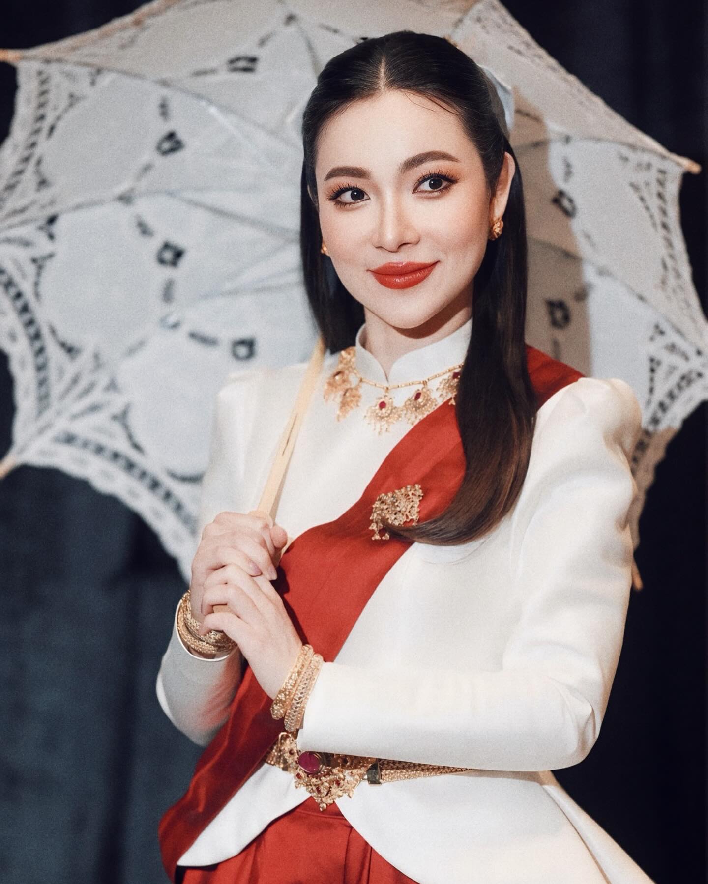 ต้นหอม - ศกุนตลา เทียนไพโรจน์