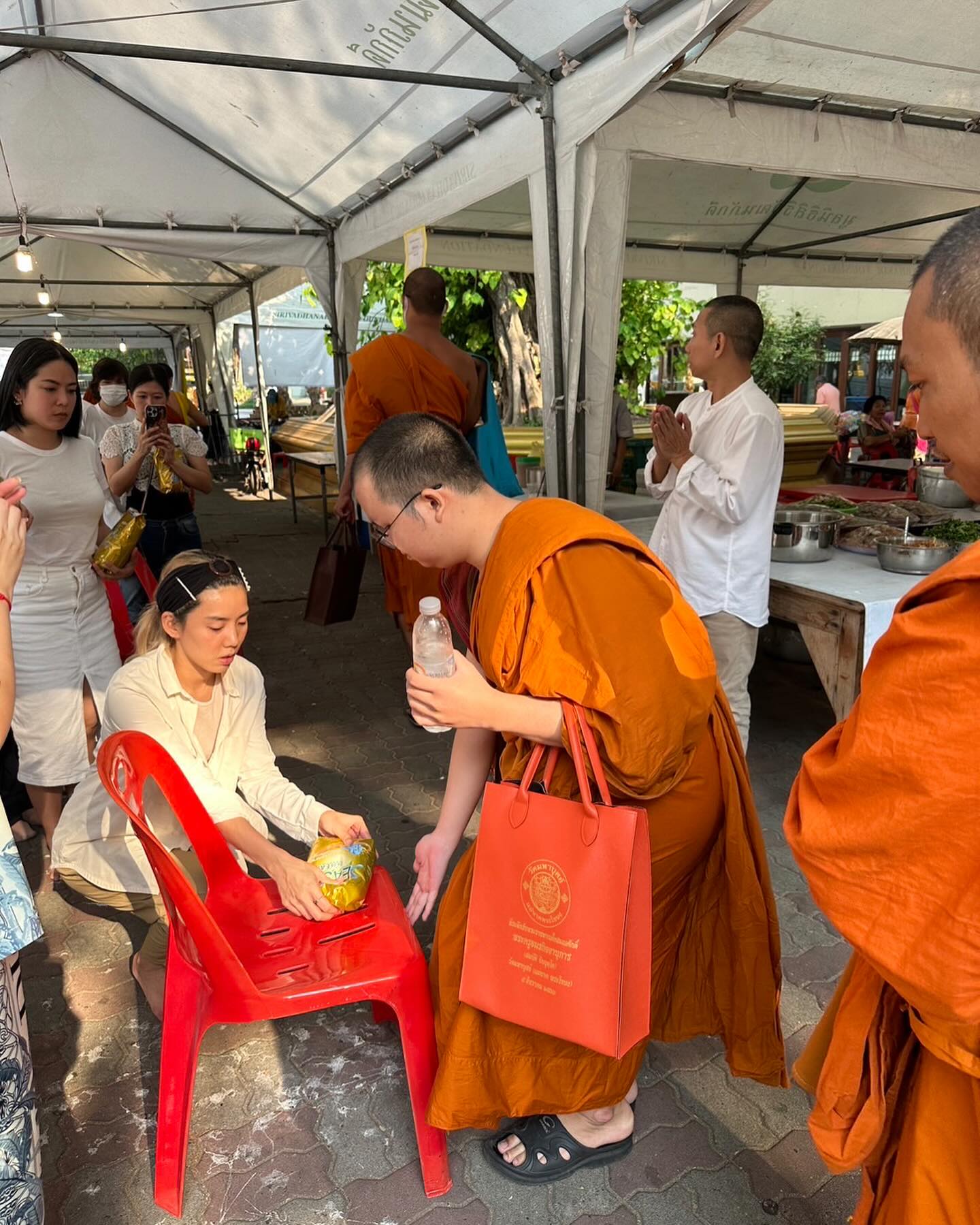 กิ๊ฟซ่า - ปิยา พงศ์กุลภา