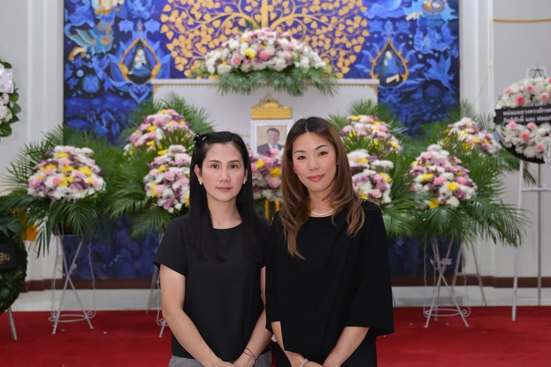 กิ๊ฟซ่า - ปิยา พงศ์กุลภา
