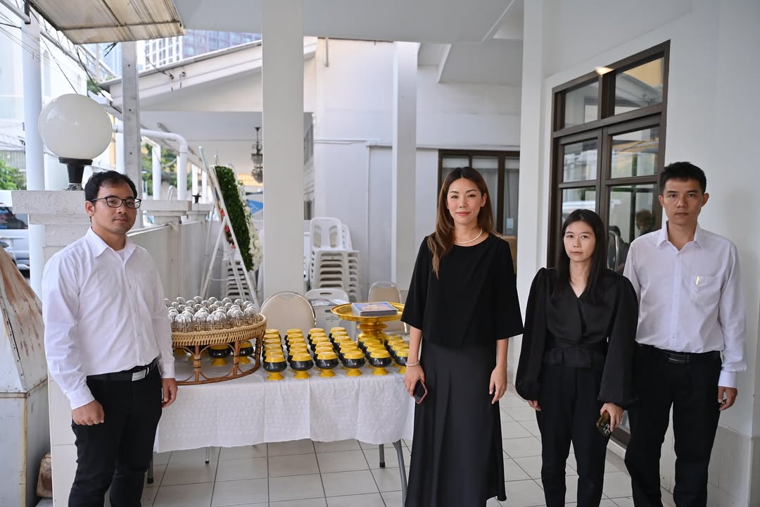 กิ๊ฟซ่า - ปิยา พงศ์กุลภา