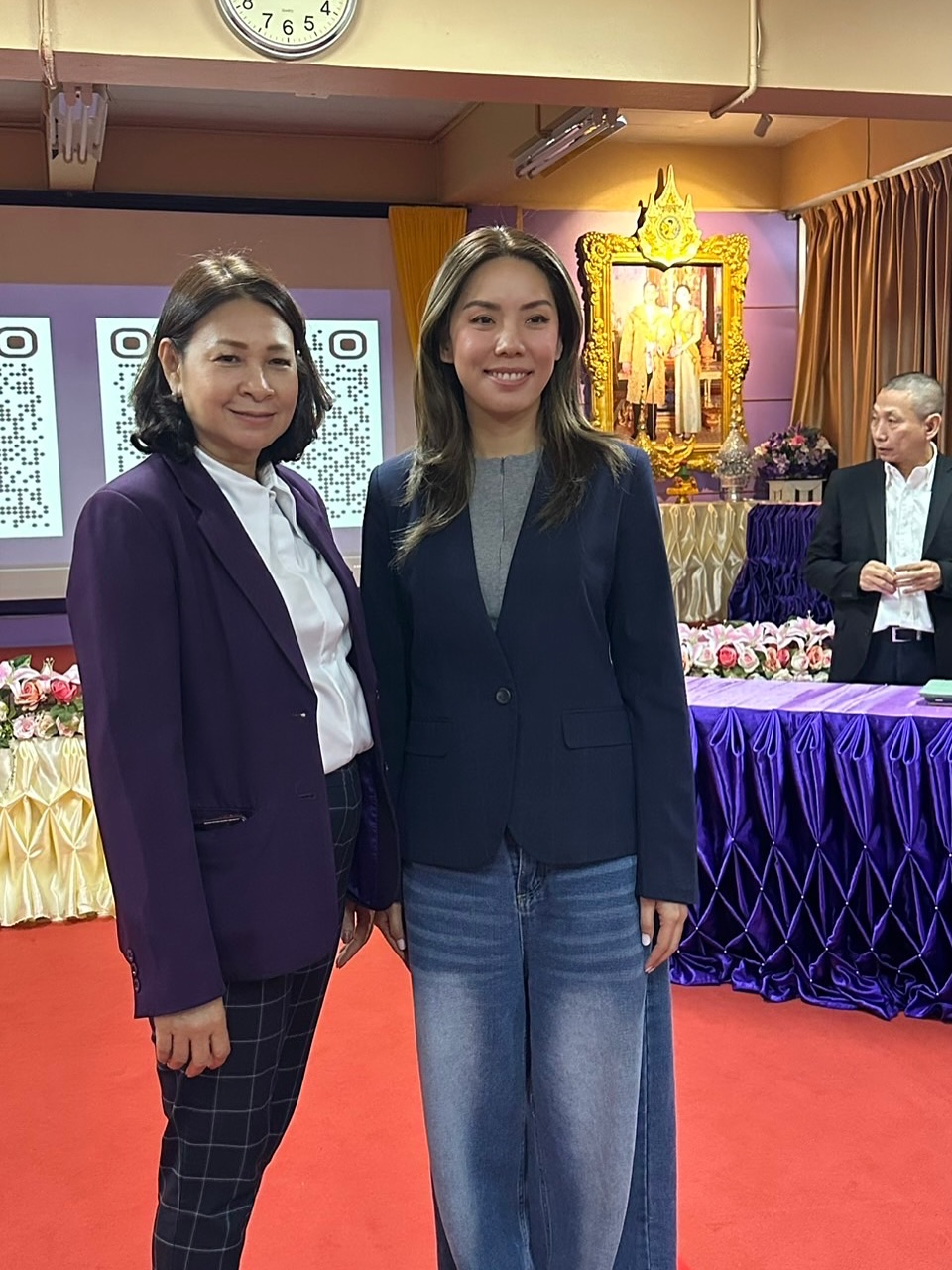 กิ๊ฟซ่า - ปิยา พงศ์กุลภา