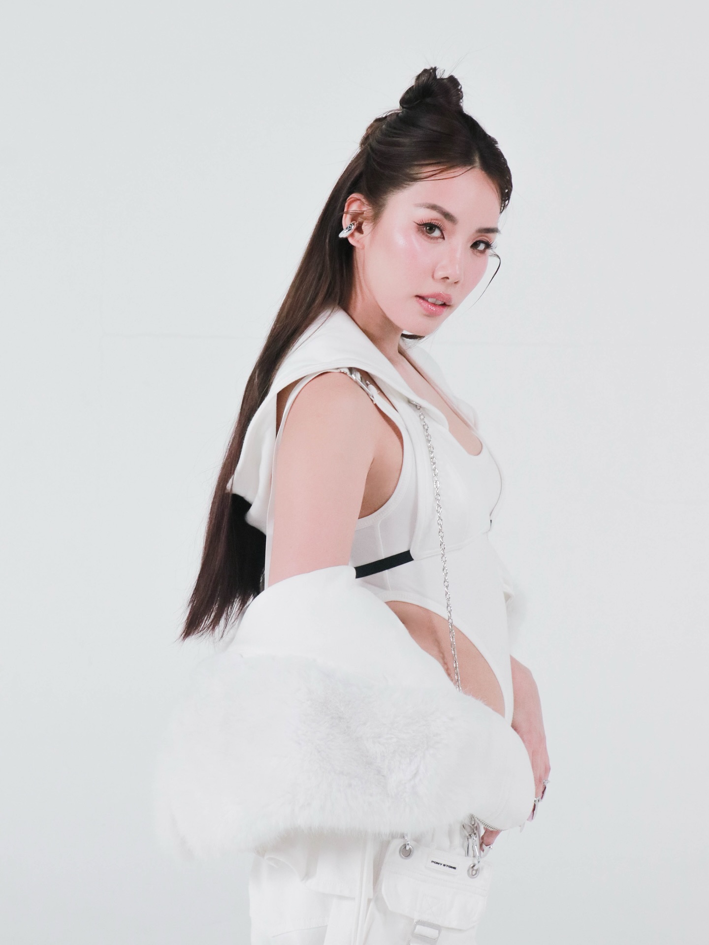 กิ๊ฟซ่า - ปิยา พงศ์กุลภา