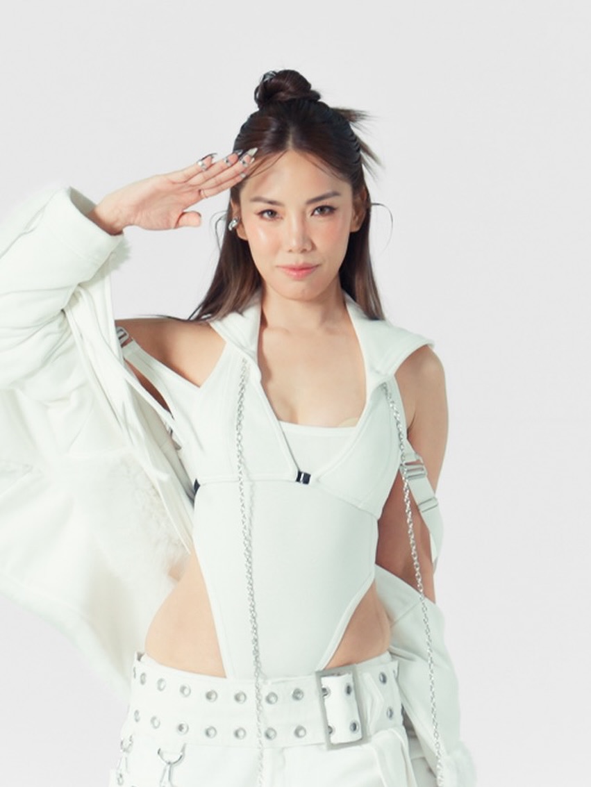 กิ๊ฟซ่า - ปิยา พงศ์กุลภา