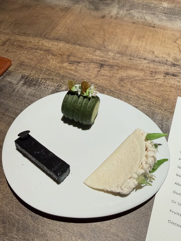 กิ๊ฟซ่า - ปิยา พงศ์กุลภา