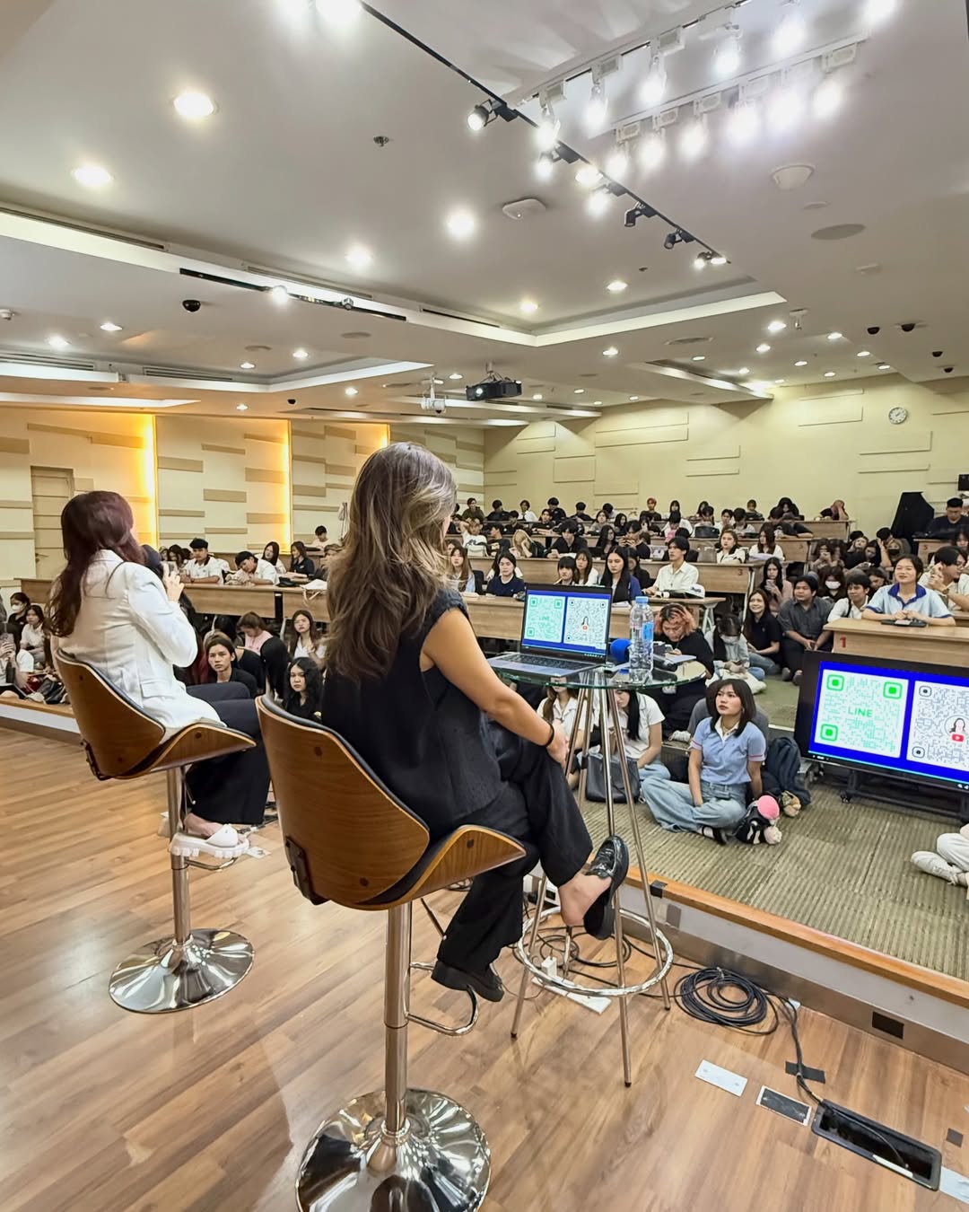 กิ๊ฟซ่า - ปิยา พงศ์กุลภา