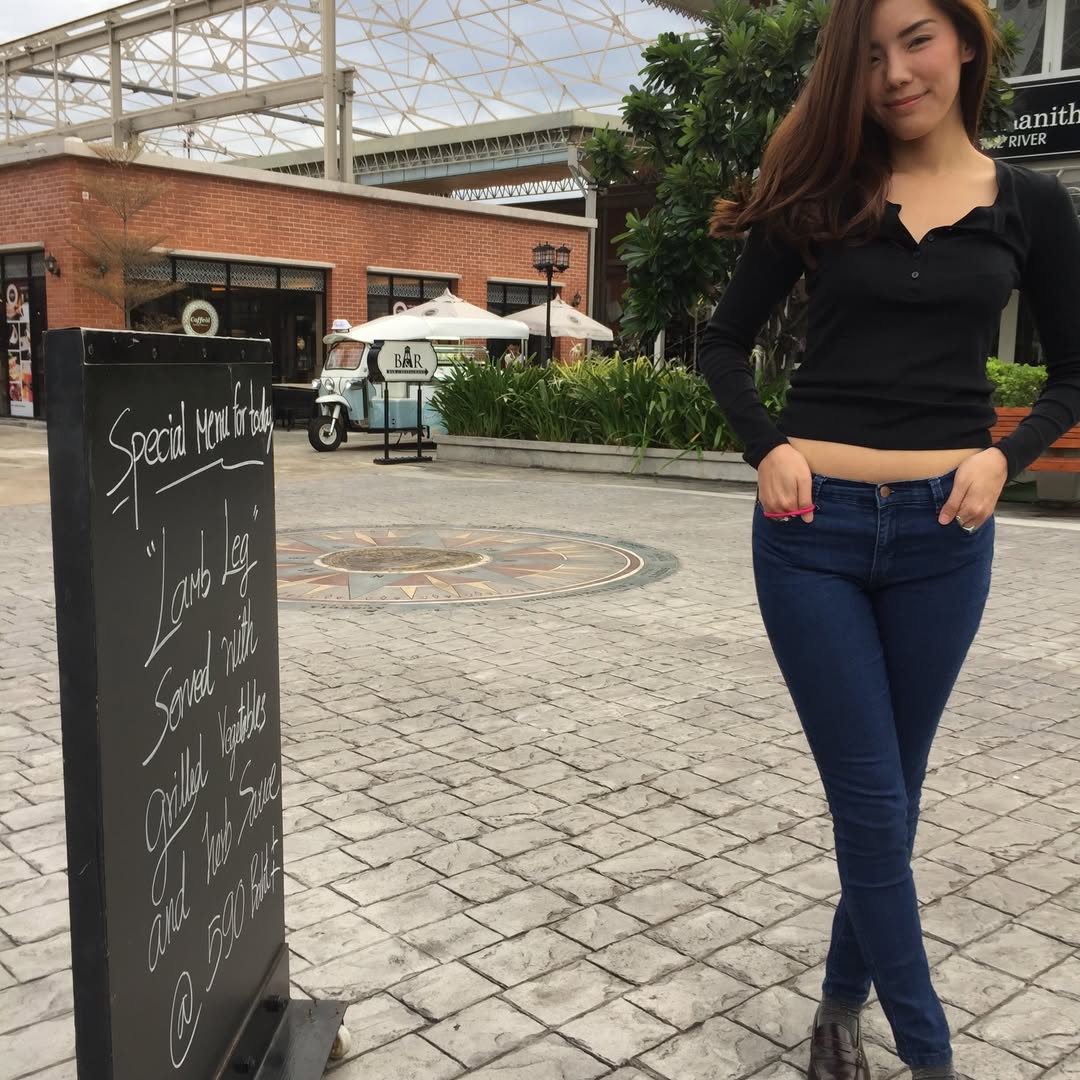 กิ๊ฟซ่า - ปิยา พงศ์กุลภา