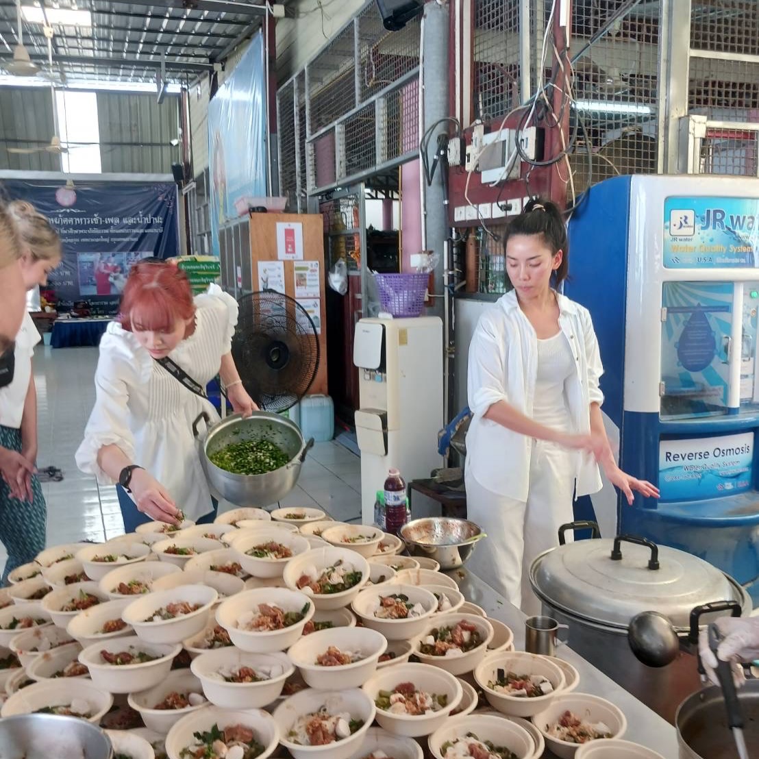 กิ๊ฟซ่า - ปิยา พงศ์กุลภา