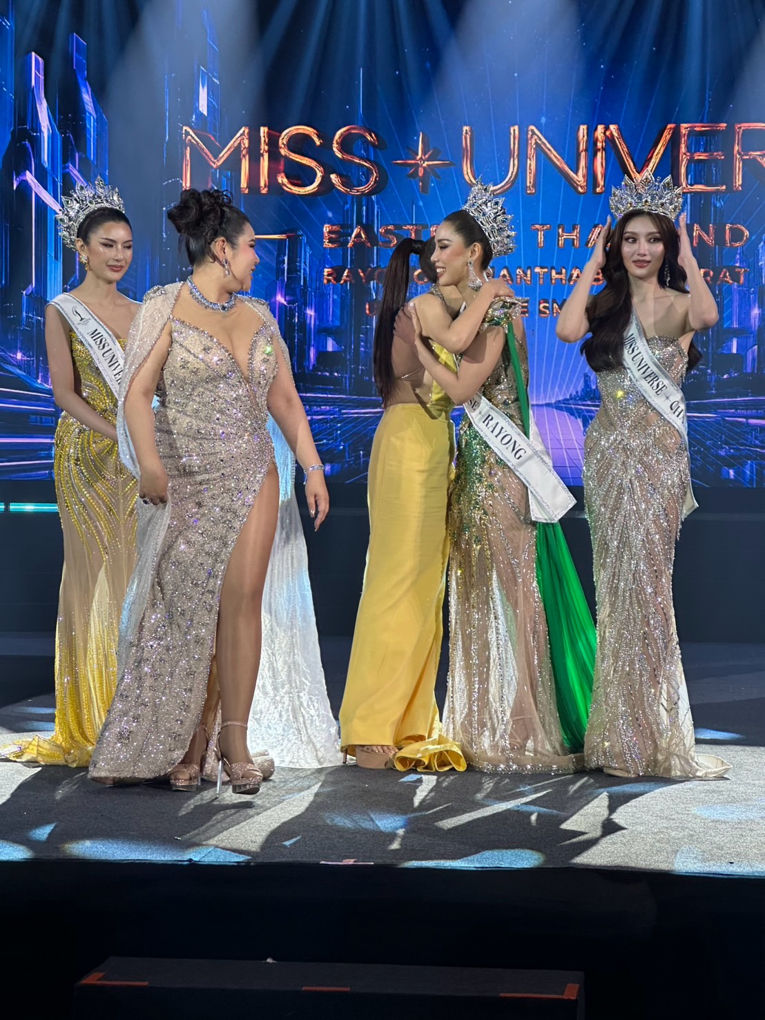 กิ๊ฟซ่า - ปิยา พงศ์กุลภา