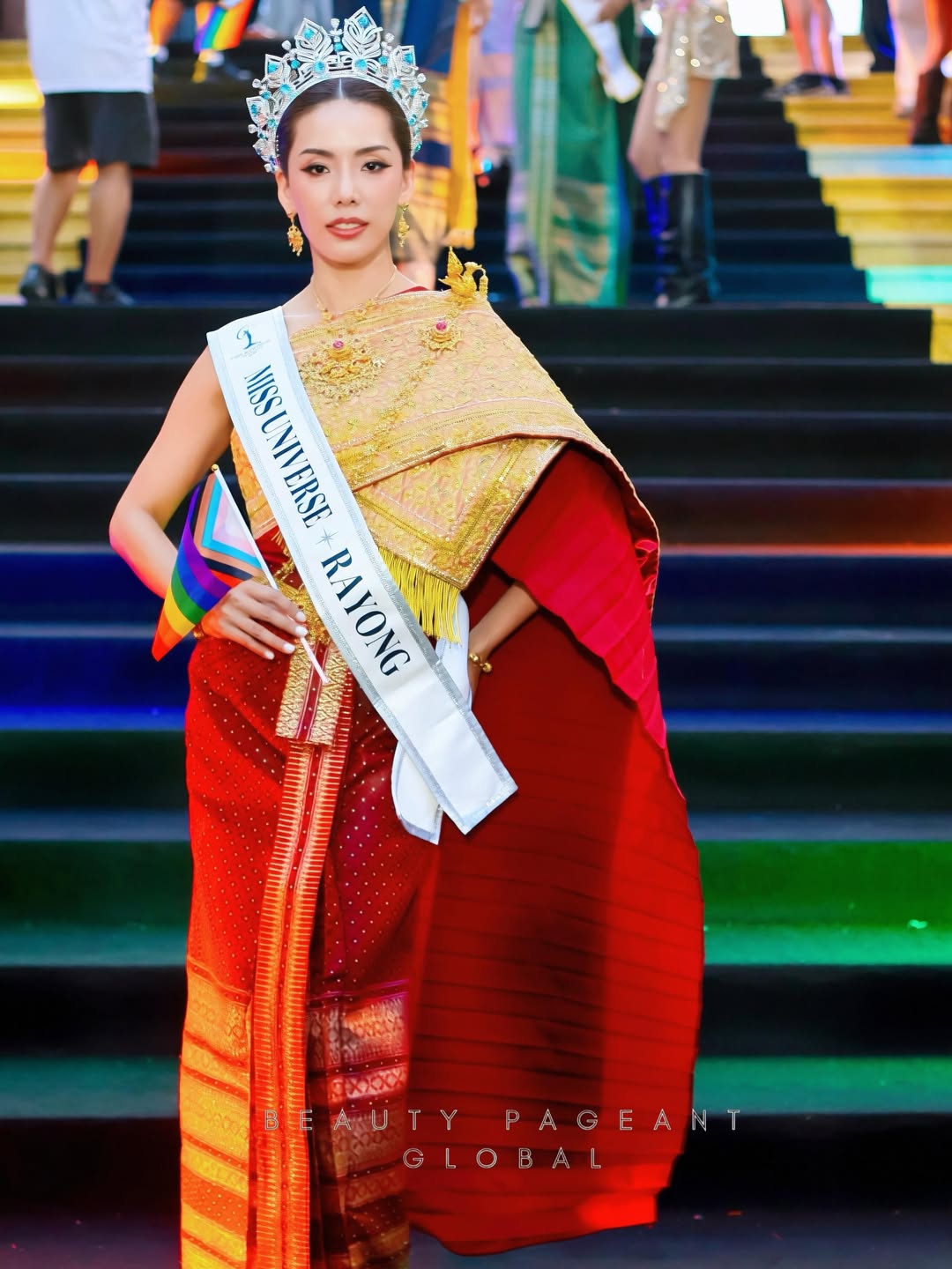กิ๊ฟซ่า - ปิยา พงศ์กุลภา