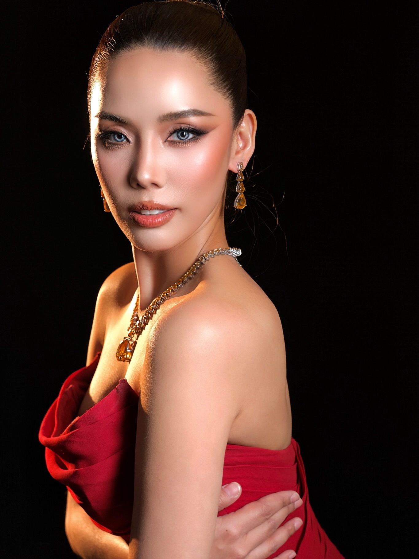 กิ๊ฟซ่า - ปิยา พงศ์กุลภา