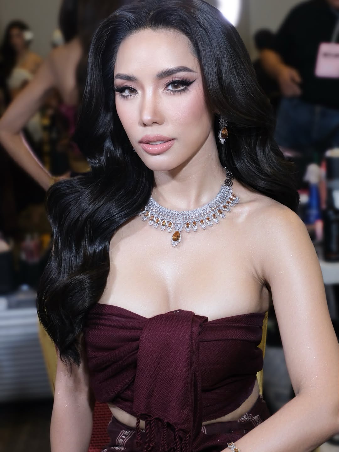 กิ๊ฟซ่า - ปิยา พงศ์กุลภา