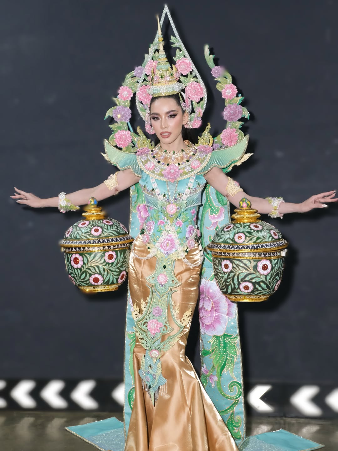 กิ๊ฟซ่า - ปิยา พงศ์กุลภา