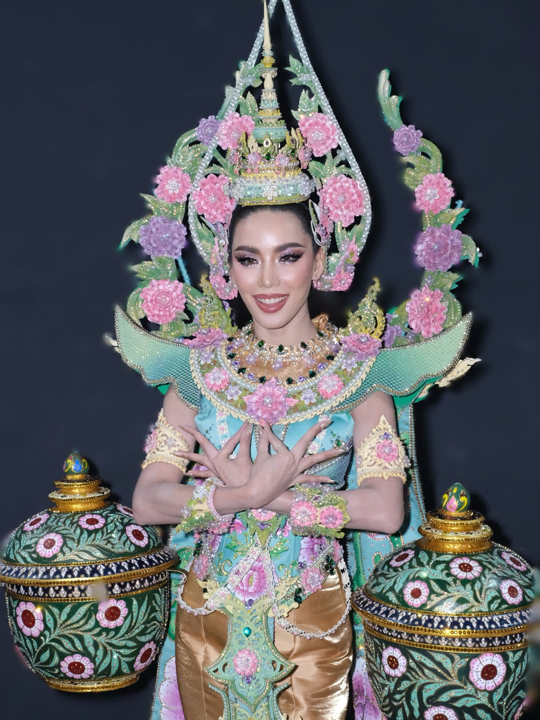 กิ๊ฟซ่า - ปิยา พงศ์กุลภา