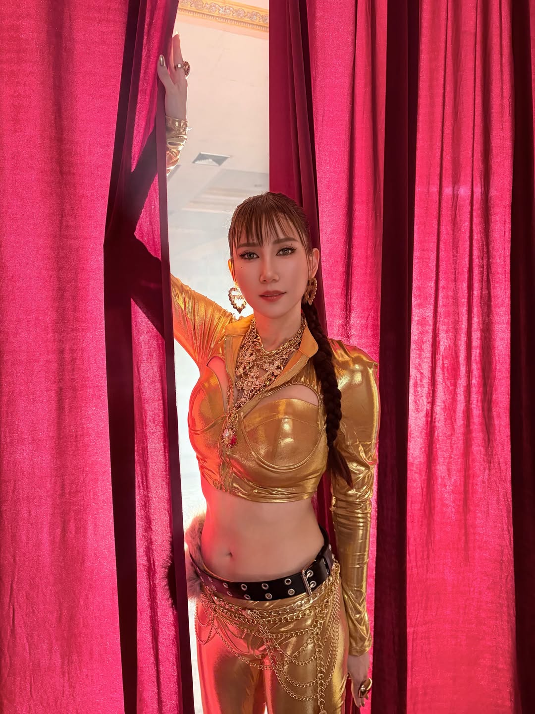 กิ๊ฟซ่า - ปิยา พงศ์กุลภา