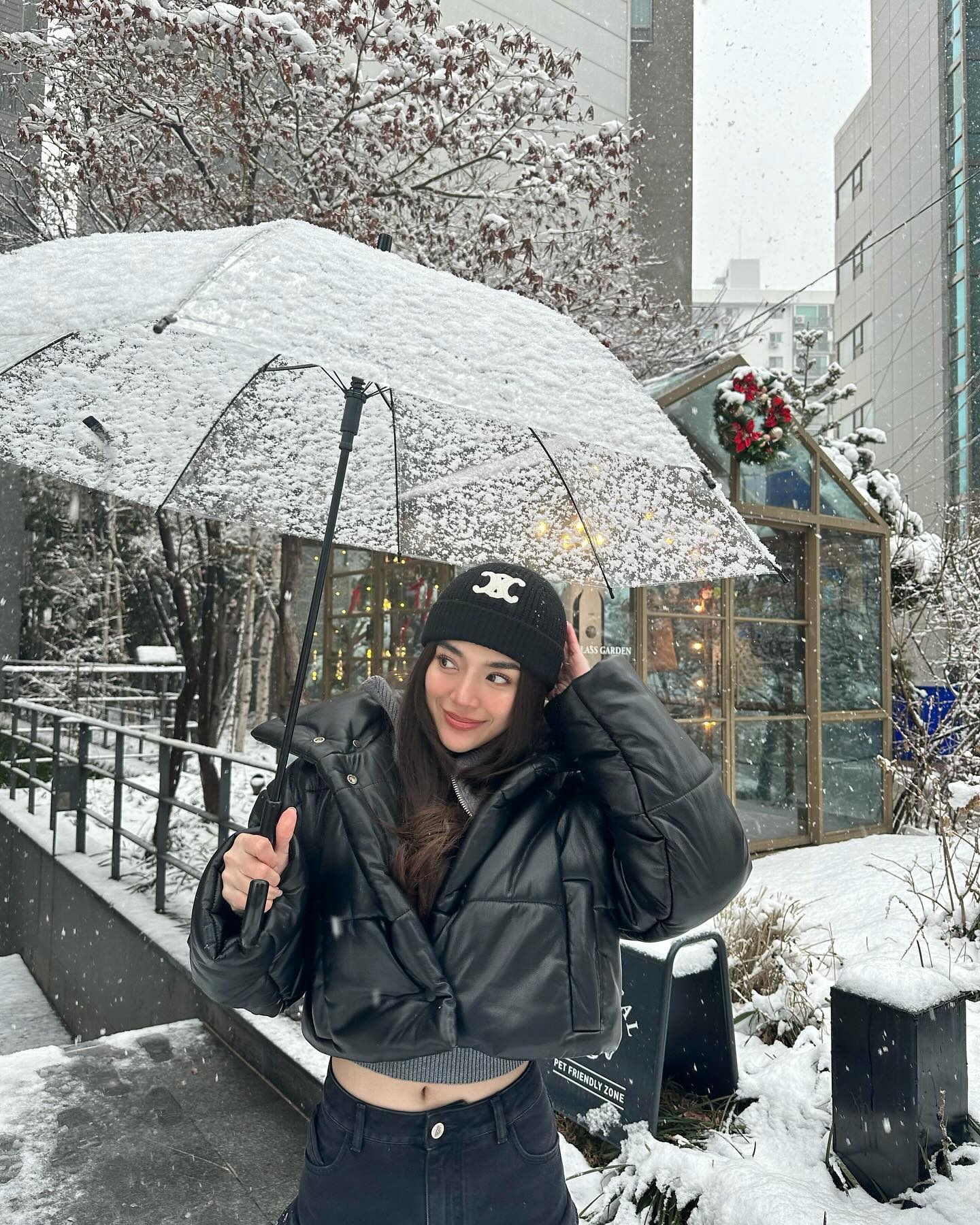 ปราง - กัญญ์ณรัณ วงศ์ขจรไกล