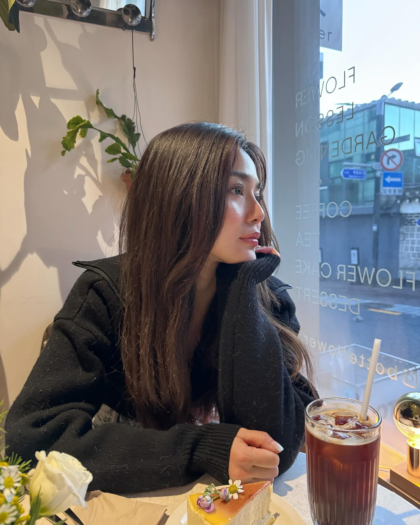 ปราง - กัญญ์ณรัณ วงศ์ขจรไกล