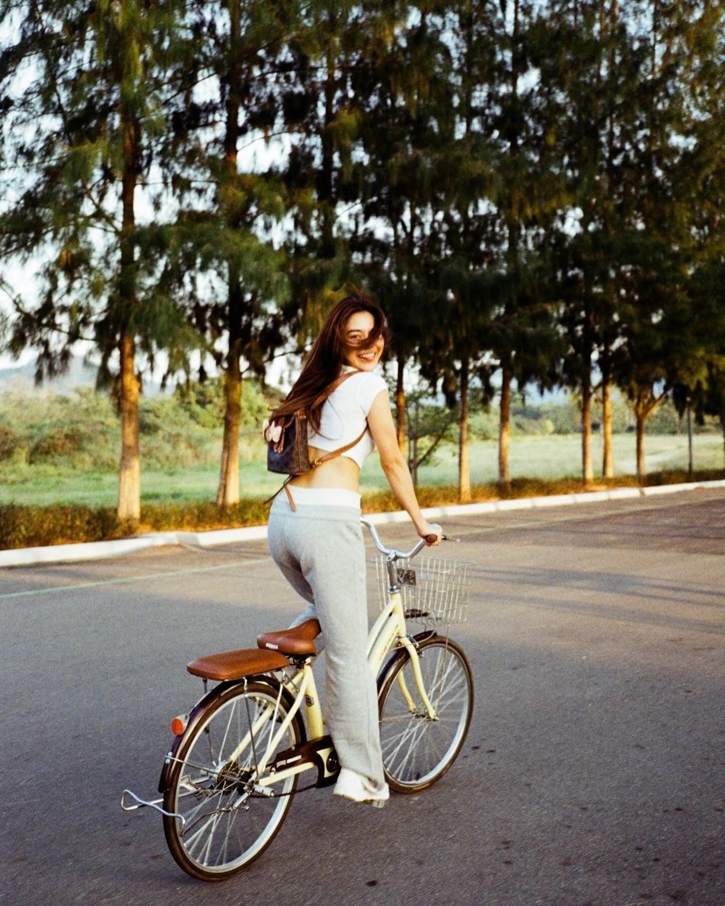 ปราง - กัญญ์ณรัณ วงศ์ขจรไกล