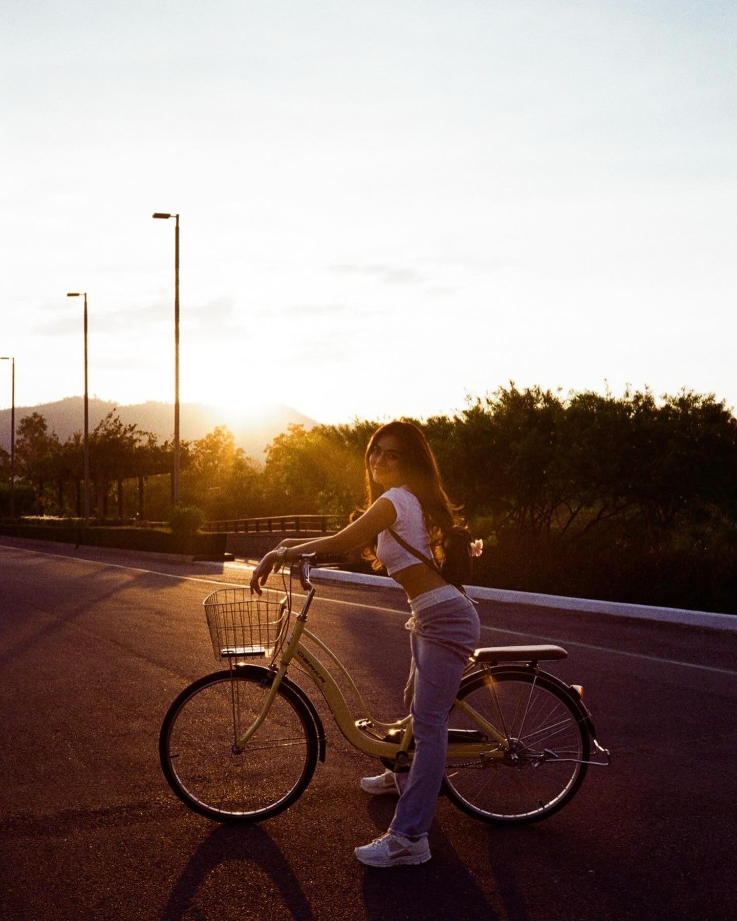 ปราง - กัญญ์ณรัณ วงศ์ขจรไกล