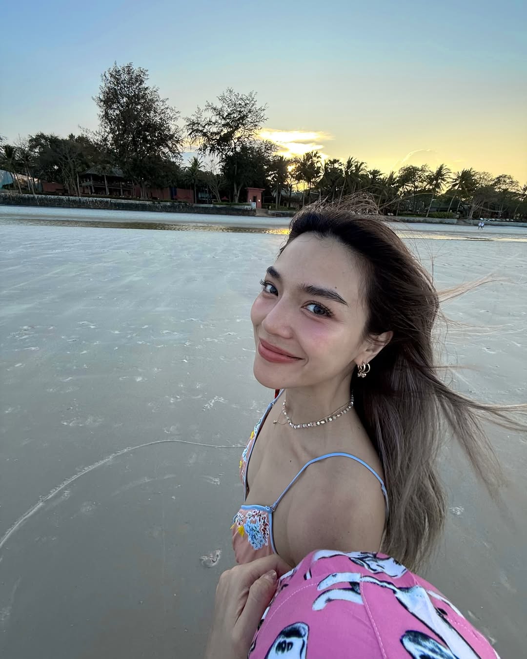ปราง - กัญญ์ณรัณ วงศ์ขจรไกล