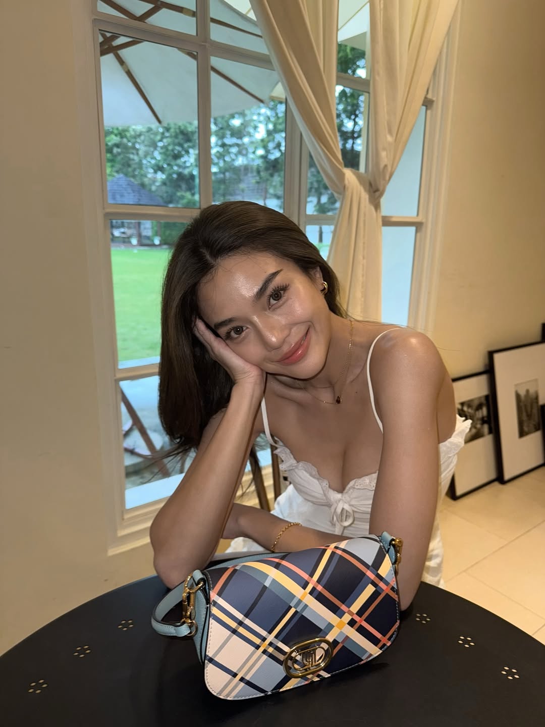 ปราง - กัญญ์ณรัณ วงศ์ขจรไกล