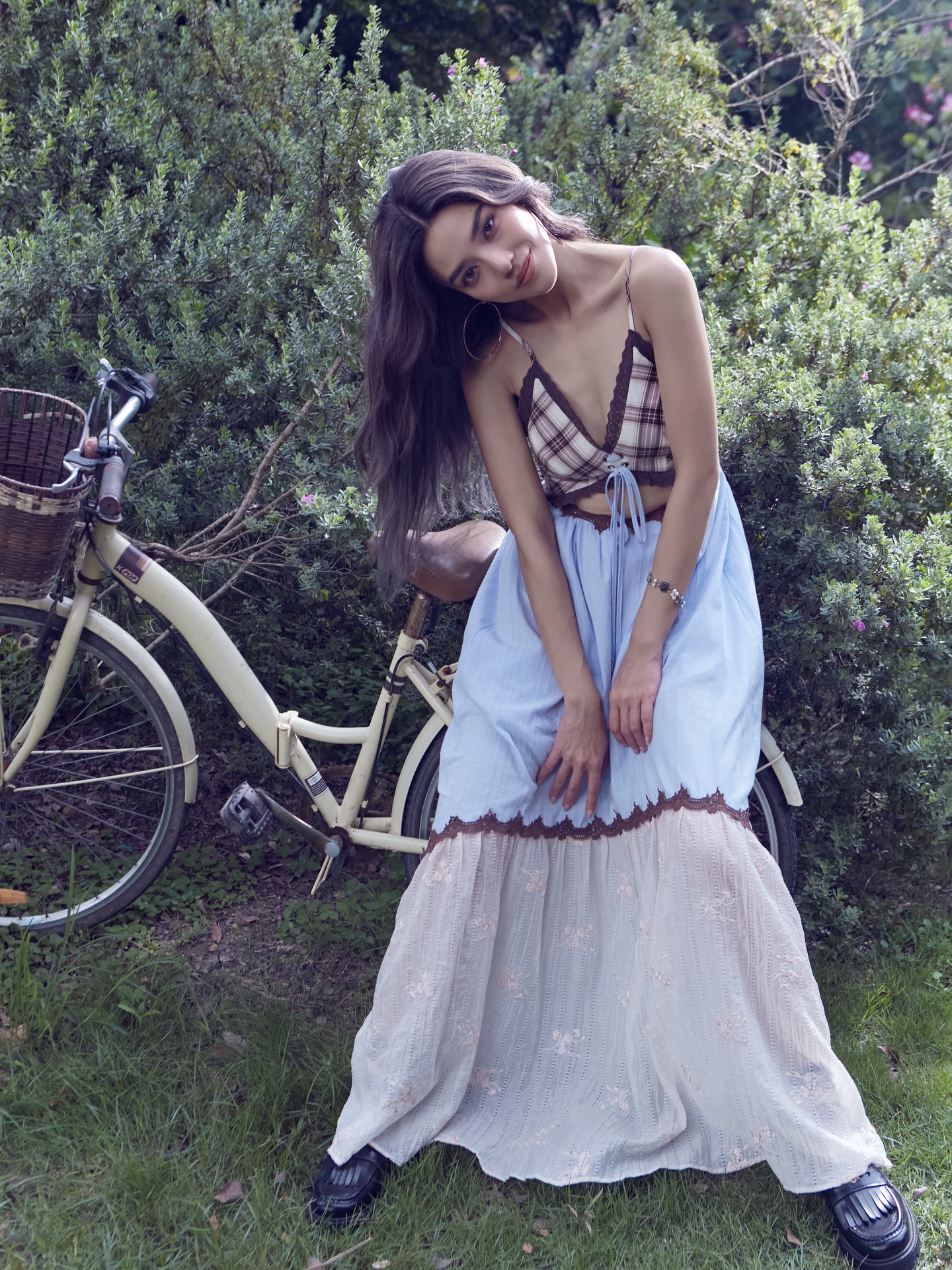 ปราง - กัญญ์ณรัณ วงศ์ขจรไกล