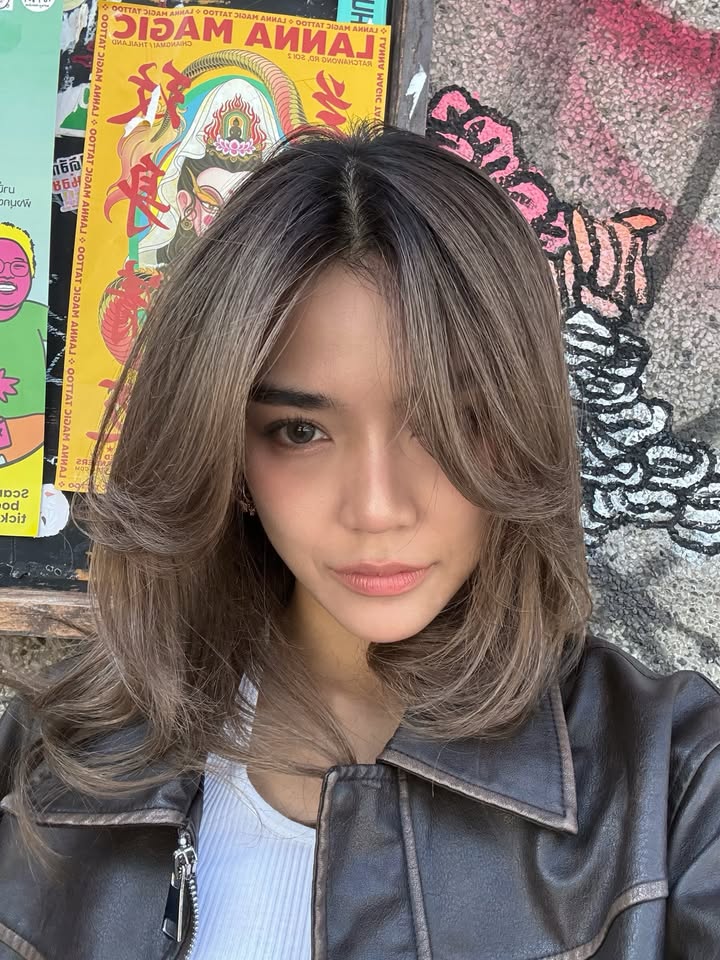 ปราง - กัญญ์ณรัณ วงศ์ขจรไกล