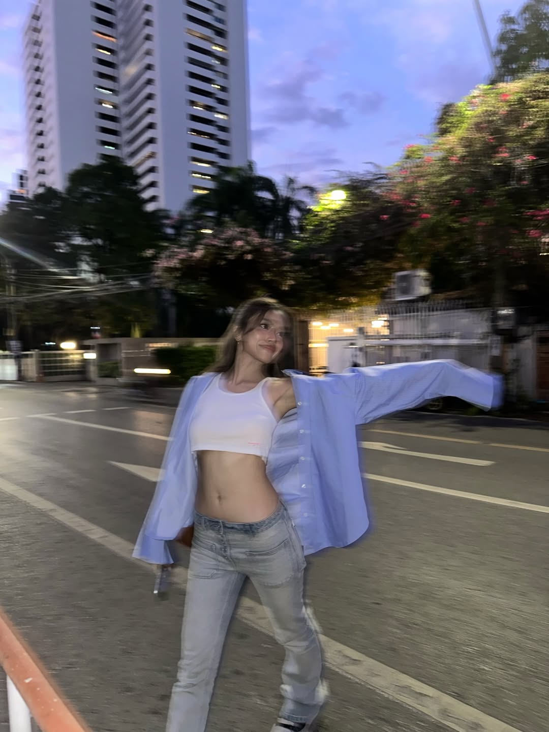 ปราง - กัญญ์ณรัณ วงศ์ขจรไกล