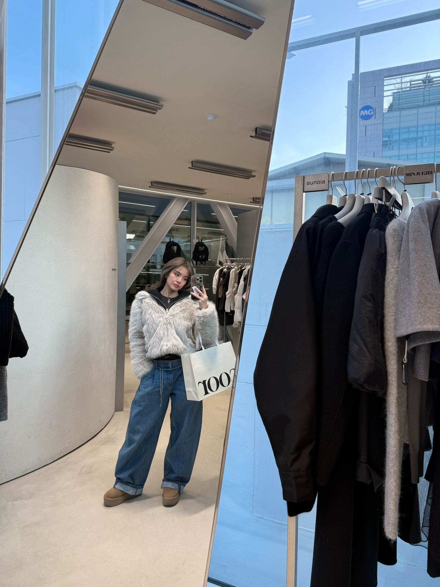 ปราง - กัญญ์ณรัณ วงศ์ขจรไกล